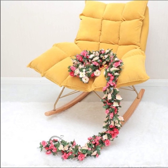 4 Decorative Rose Vine Garlands New - Picture 2 of 3